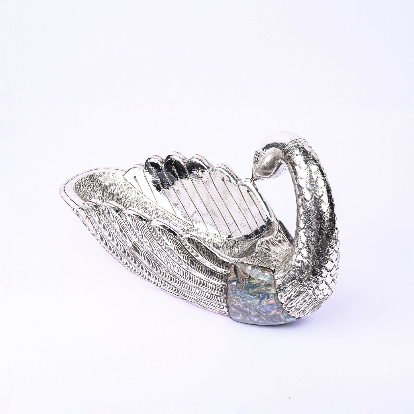 Silver MOP Round Neck Swan