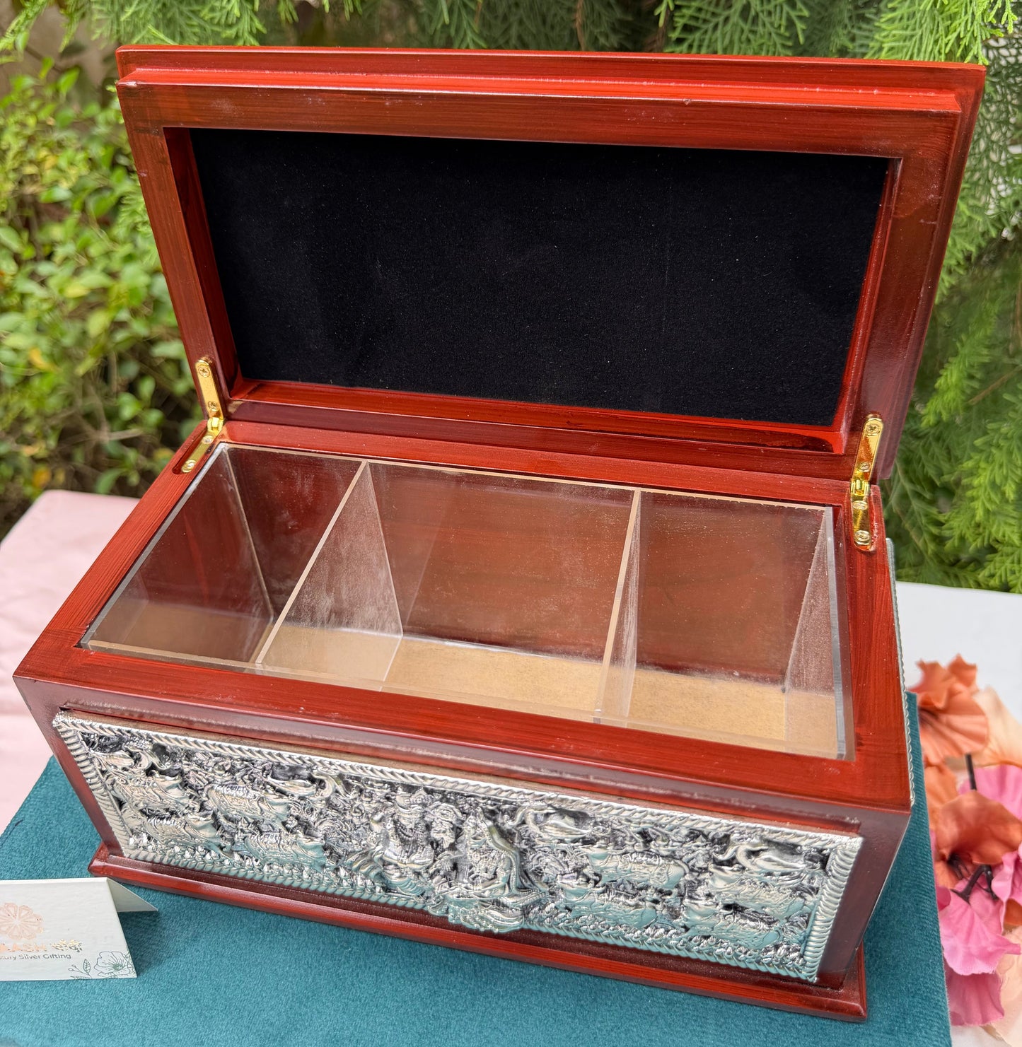 Silver Ras-Leela Dry Fruit Box