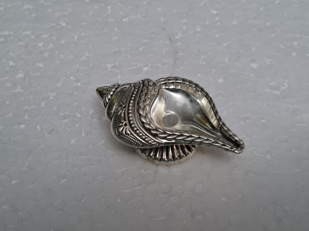 Silver Shankh Diya