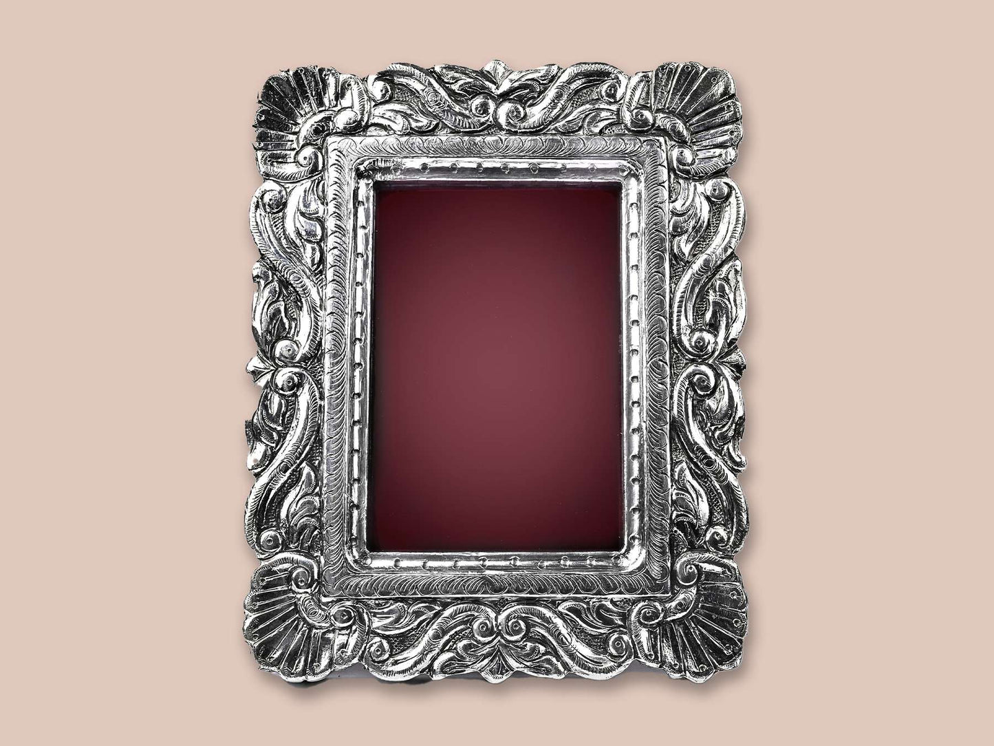Traditional Photo Frame