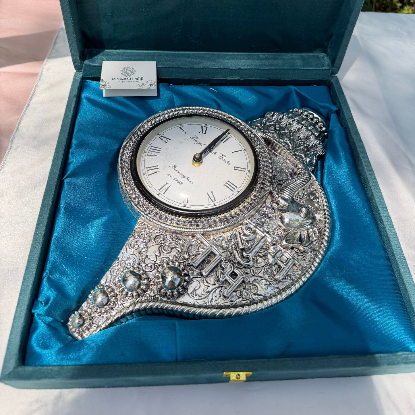 Silver Shank Clock