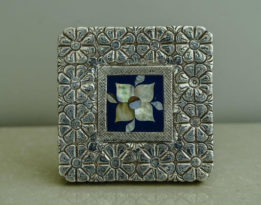 MOP Silver Blue Chowki