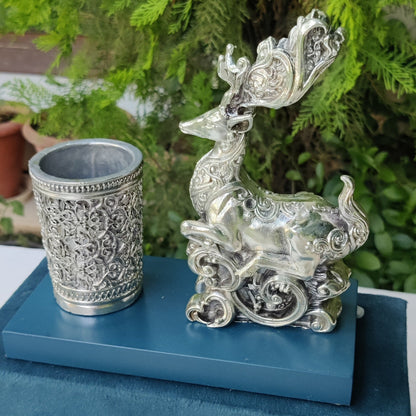 Silver Deer Pen Stand