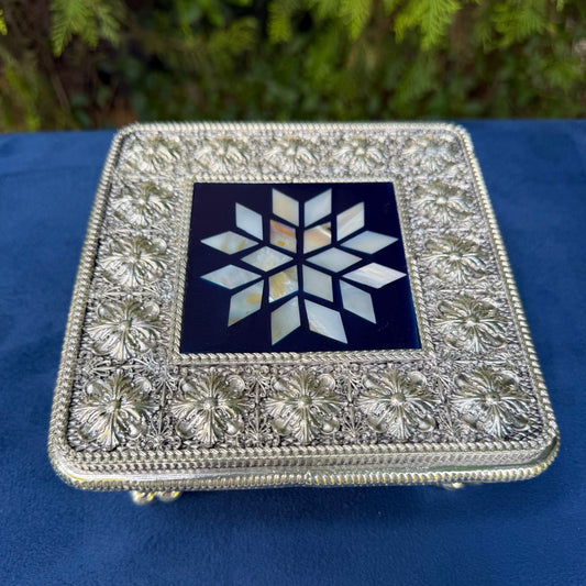 Silver Blue Chowki