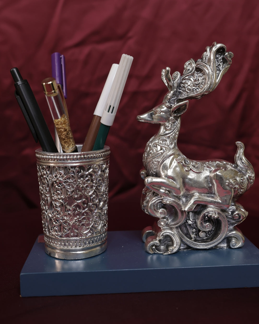 Silver Deer Pen Stand