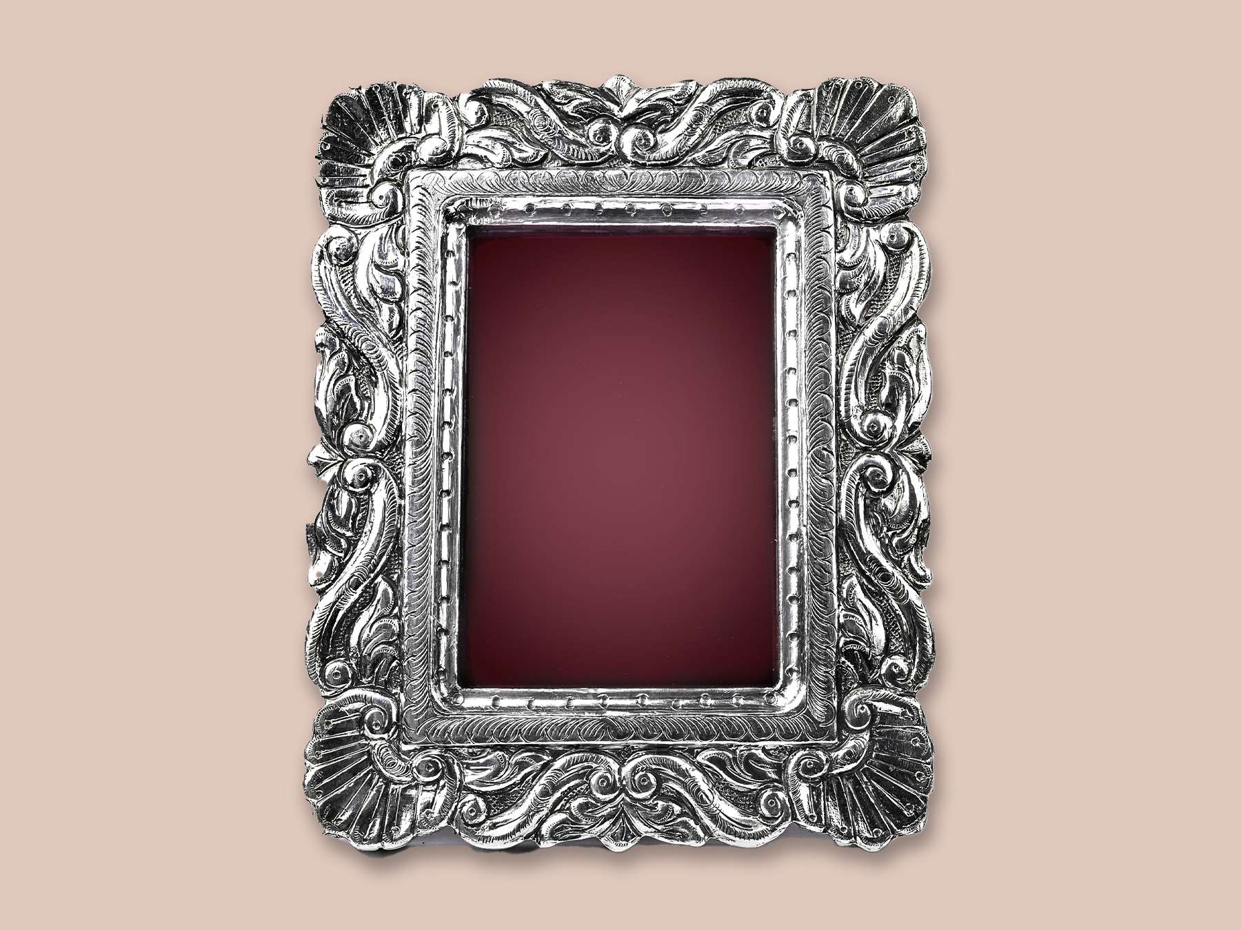 Traditional Photo Frame