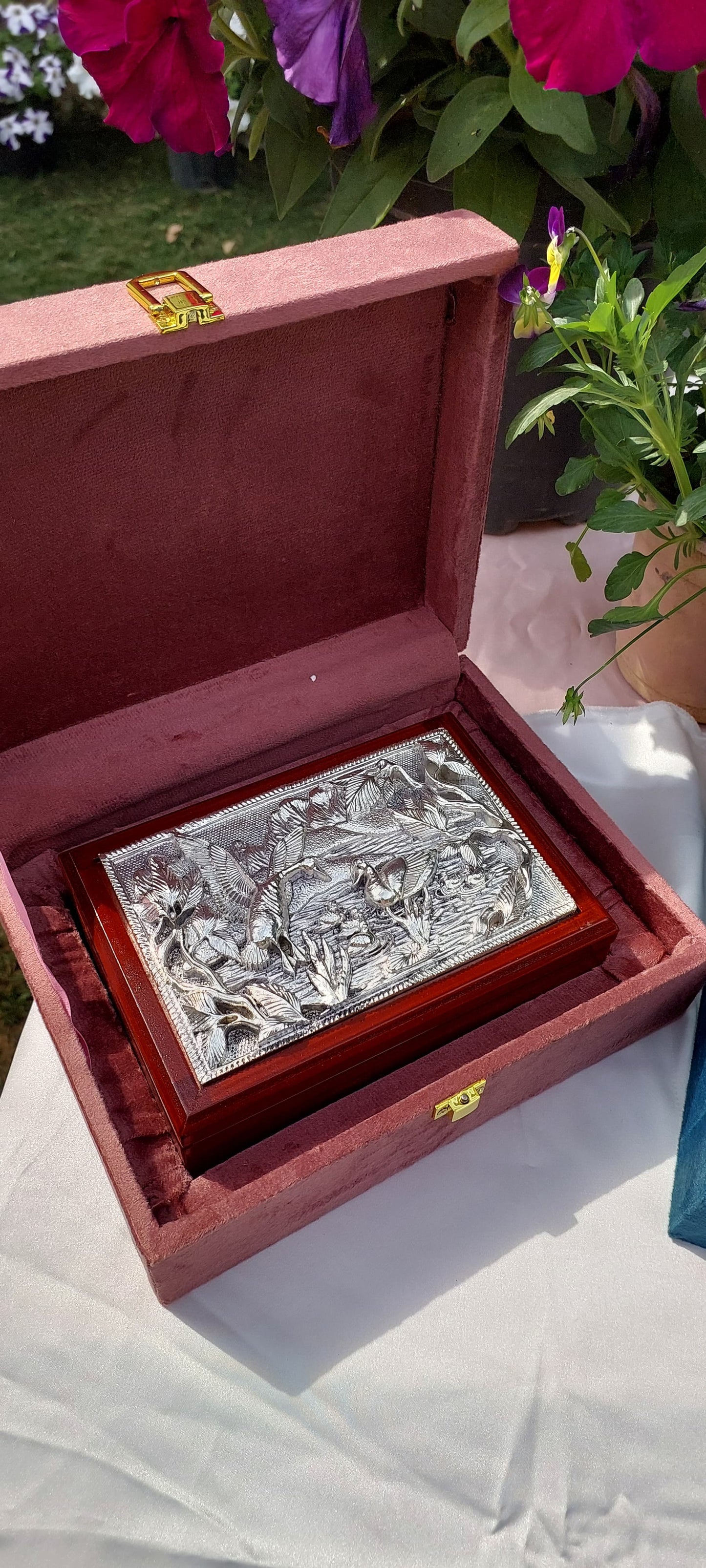 Silver Bird Dry Fruit Box