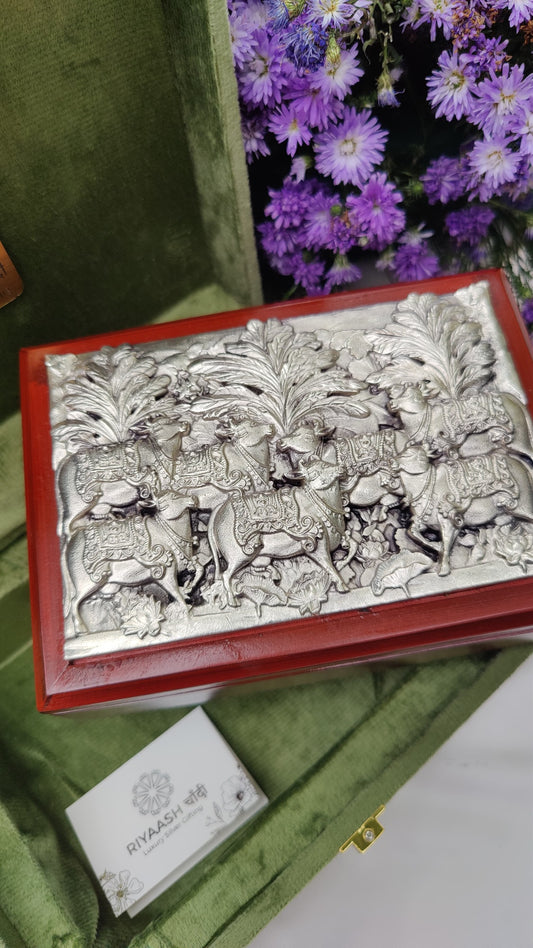 Cow Design Dry Fruit Box