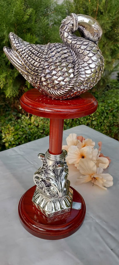 Silver Swan Stand