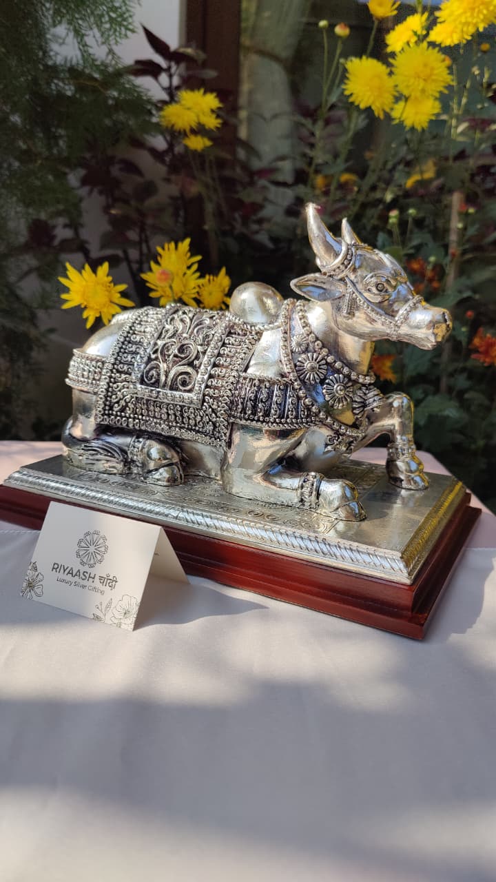 Silver Nandi Statue