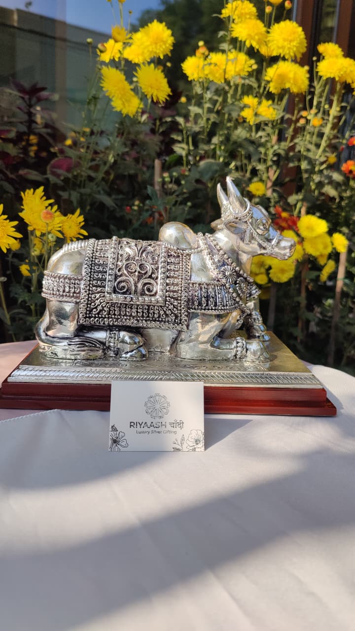 Silver Nandi Statue