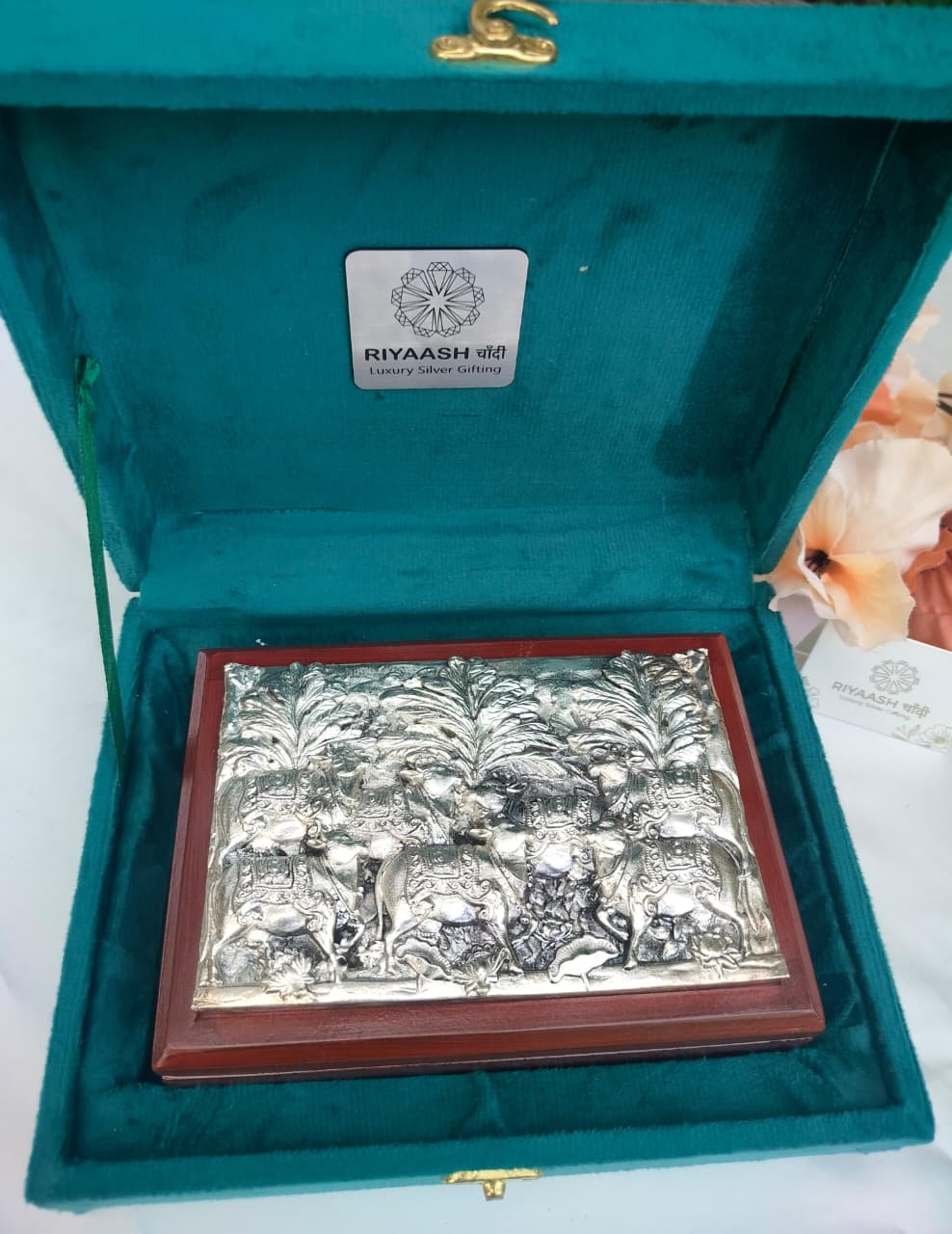 Silver Cow Design Dry Fruit Box